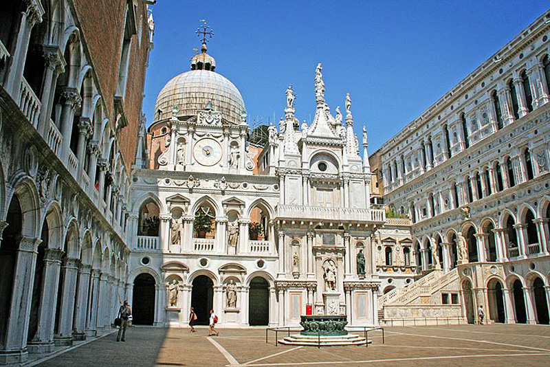 classic Venice tours 