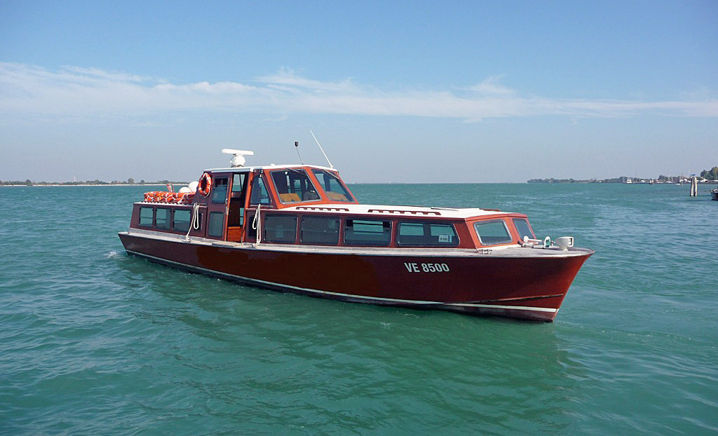 Venice boat transfer
